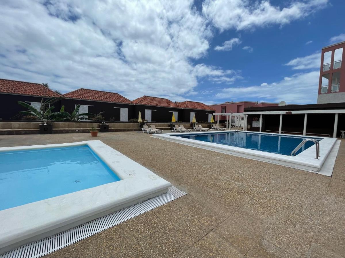 Apartamentos Los Tarajales บาเญ กรันเรย์ ภายนอก รูปภาพ